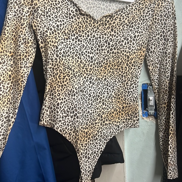 XS Bodysuits; Black, White or Leopard Print - Picture 2 of 10